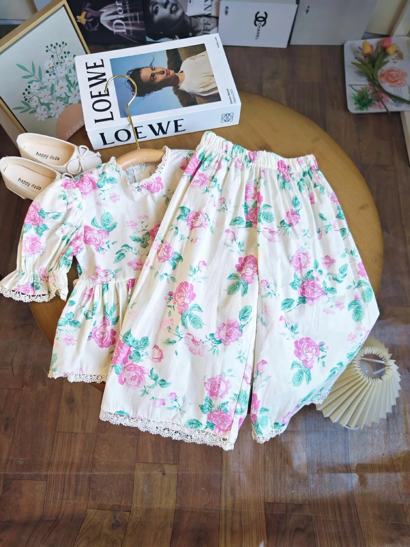 Girl's Sleeveless Doll Shirt and Bow Printed Seven Part Pants 2PCS Set