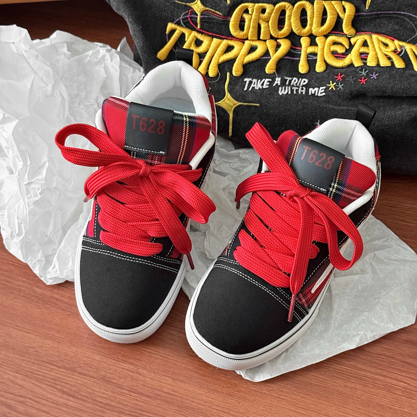 Lightning Design Sneakers - Casual Sports Trainers