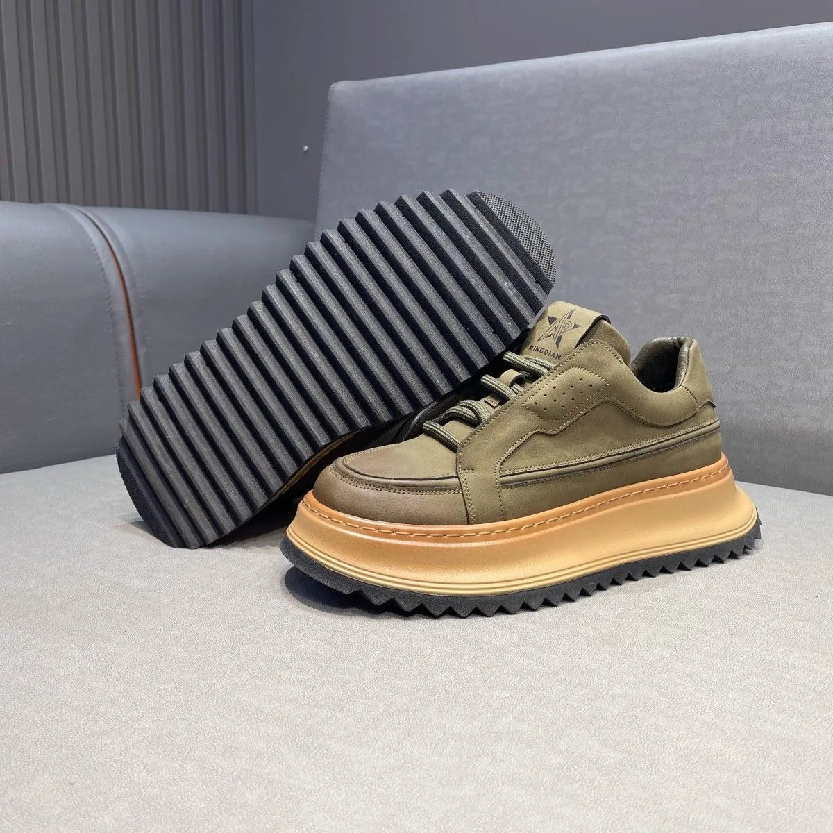 Men's Casual Platform Comfortable Skateboard Sports Shoes Lace Up Sneakers