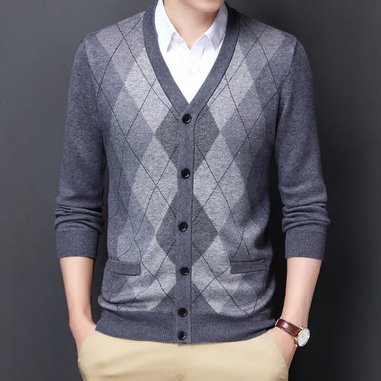 Men's Argyle V-Neck Cardigan - Slim Fit Knitted Sweater