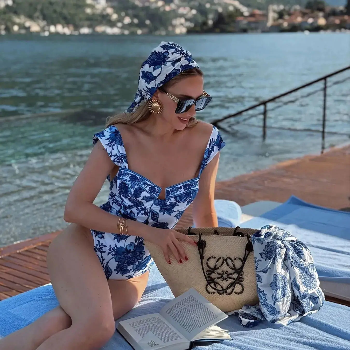 Women's Print One-Piece Swimsuit with Cover-Up - Monokini Set