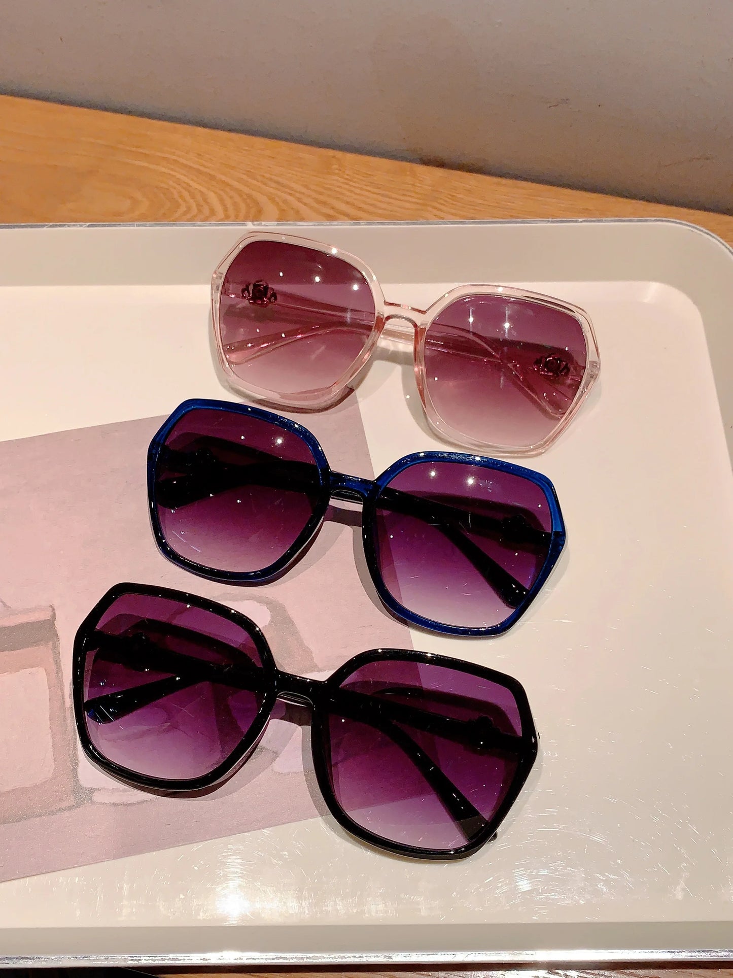 Stylish Gradient Square Sunglasses - Oversized Fashion Eyewear for Travel & Driving