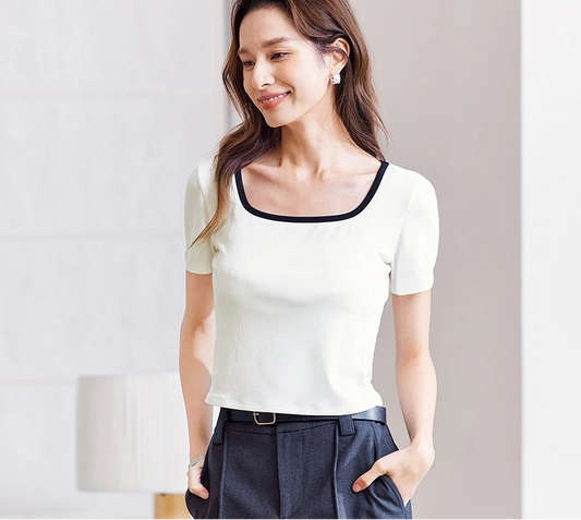 Women's Square Neck Short-Sleeved Slim Fit Top - Versatile Layering Piece