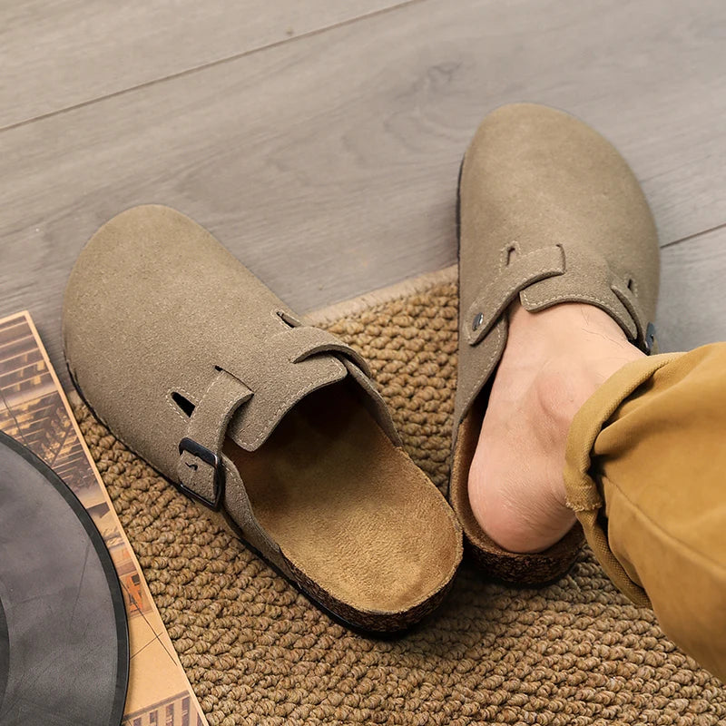 Closed Toe Slippers - Men's Buckle Design Indoor & Outdoor Garden Clogs
