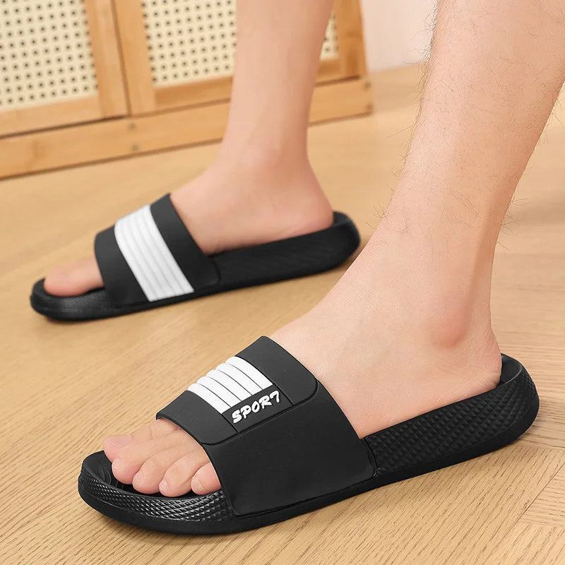 Men's Summer Slippers  Sandals Outdoor Clogs Soft Beach Slippers Comfortable Slides