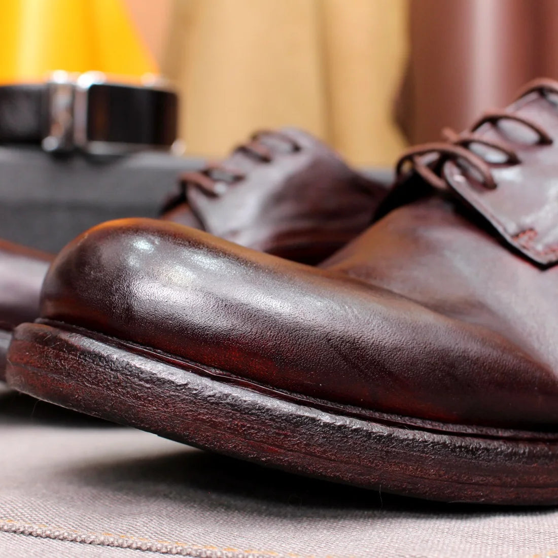 Men's Handmade Goodyear Sewn Comfortable Derby Formal Soft Leather Genuine Leather Round Toe Non-slip Casual Shoes