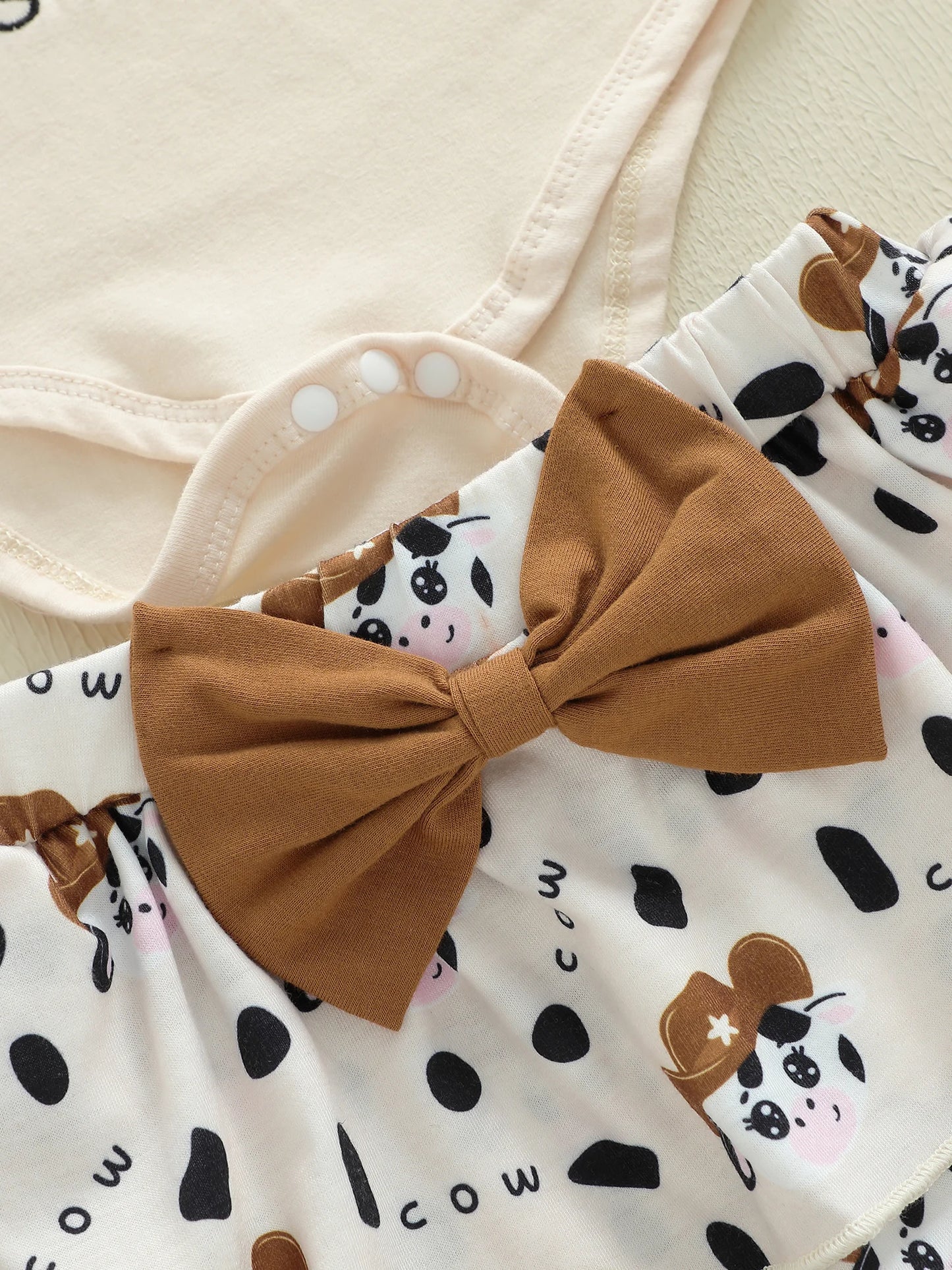 Newborn Baby Girls Boys Outfit Set - Cow Embroidery Romper with Skirt & Accessories 0-12M