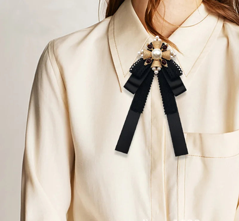 Retro Pearl Bow Brooch