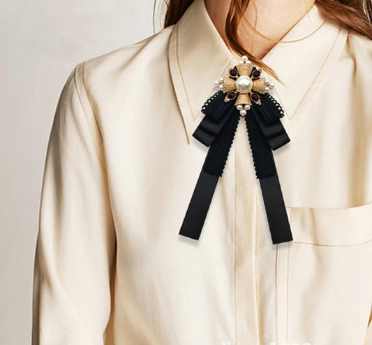 Retro Pearl Bow Brooch