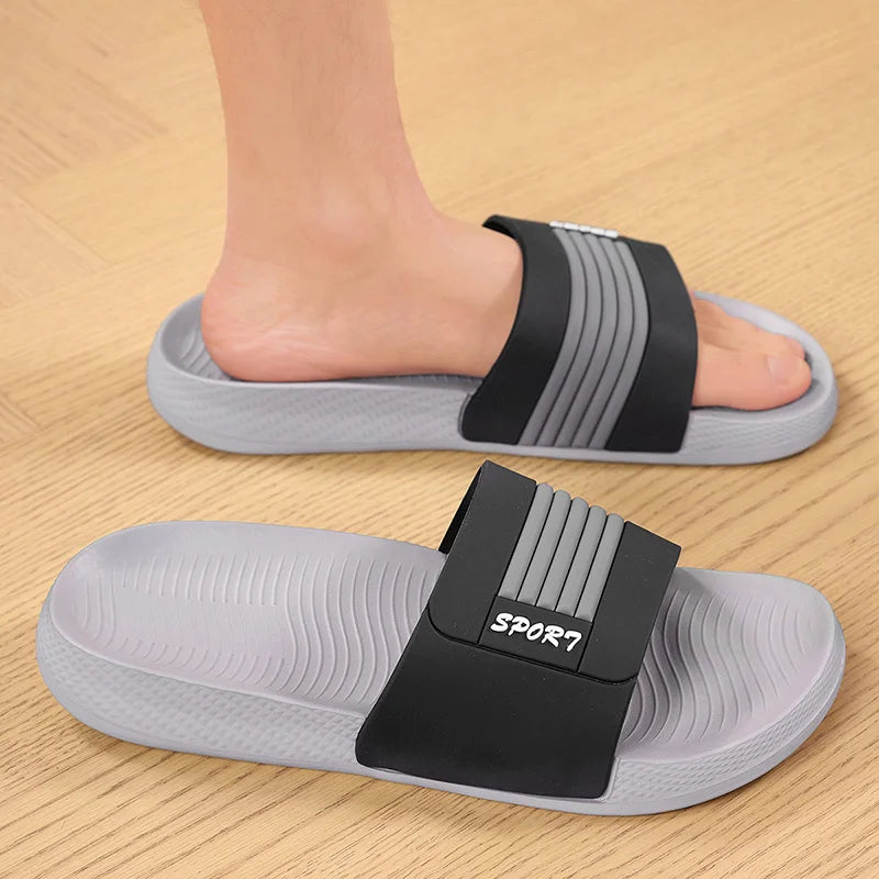 Men's Summer Slippers  Sandals Outdoor Clogs Soft Beach Slippers Comfortable Slides