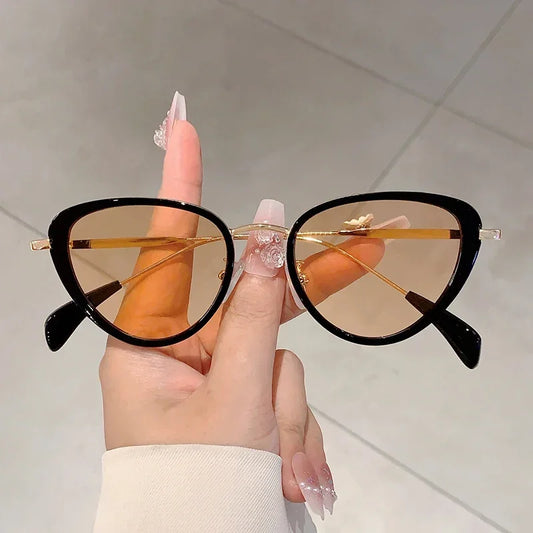 Women's Vintage Cat Eye Decor Sunglasses