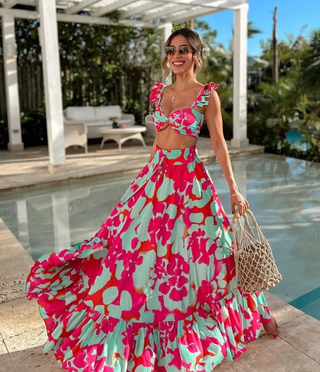 Women's Two-piece Skirt Set - Strap Tube Top and Chic Beach Skirt