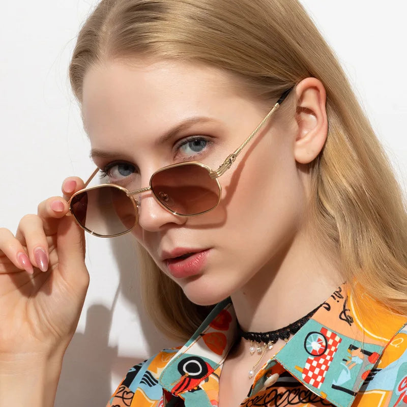 Elliptical Metal Small Frame Sunglasses UV400