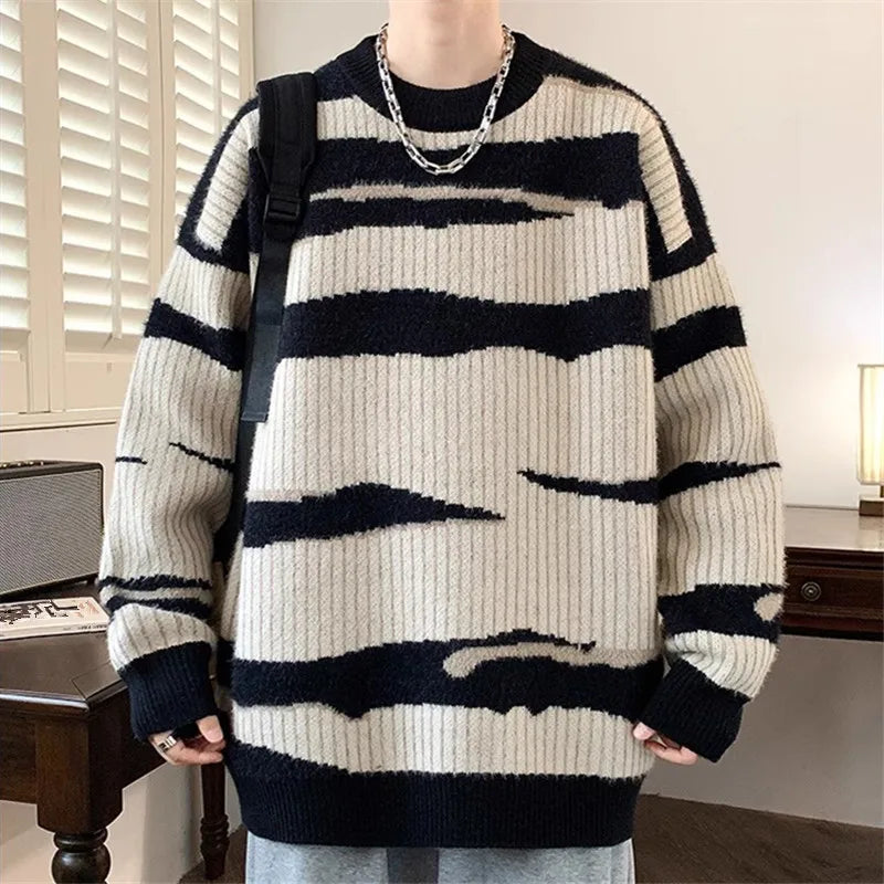 Men Round-Neck Knit Gradient Striped Knitted Pullover Sweater