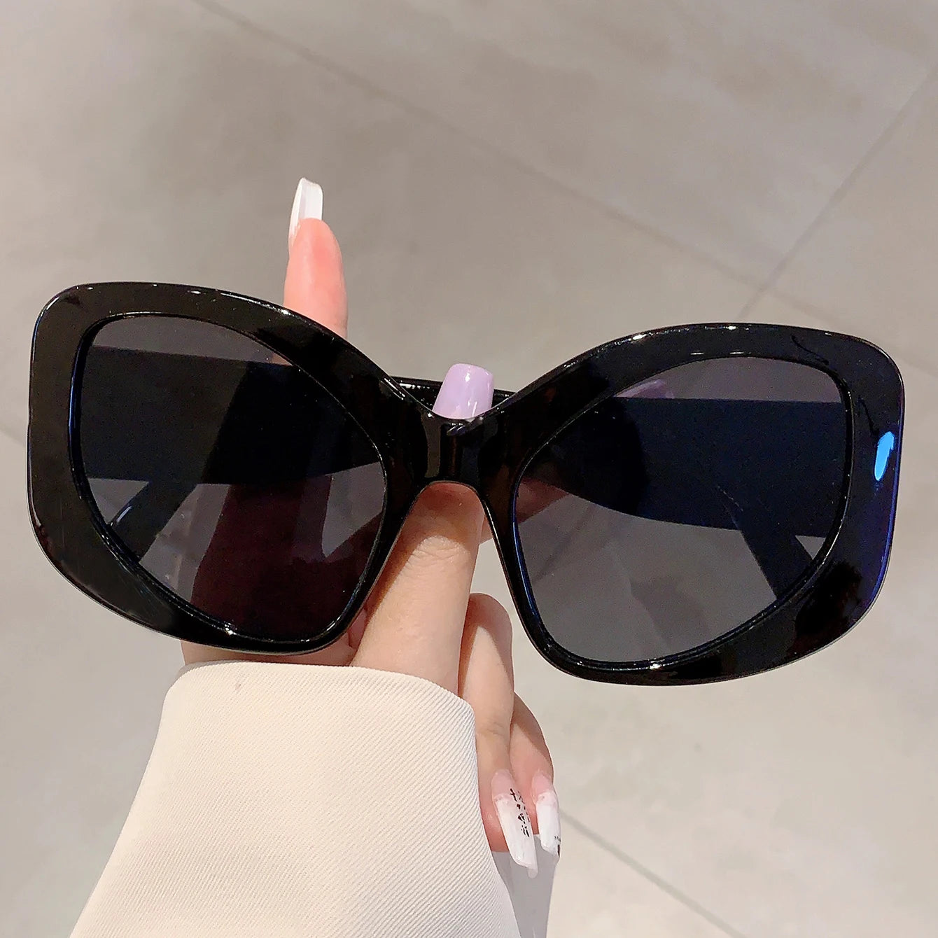 Women's Oversized Irregular Rim Sunglasses