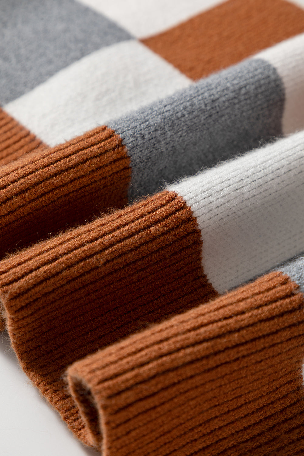 Plus Size Checkered Crewneck Sweater