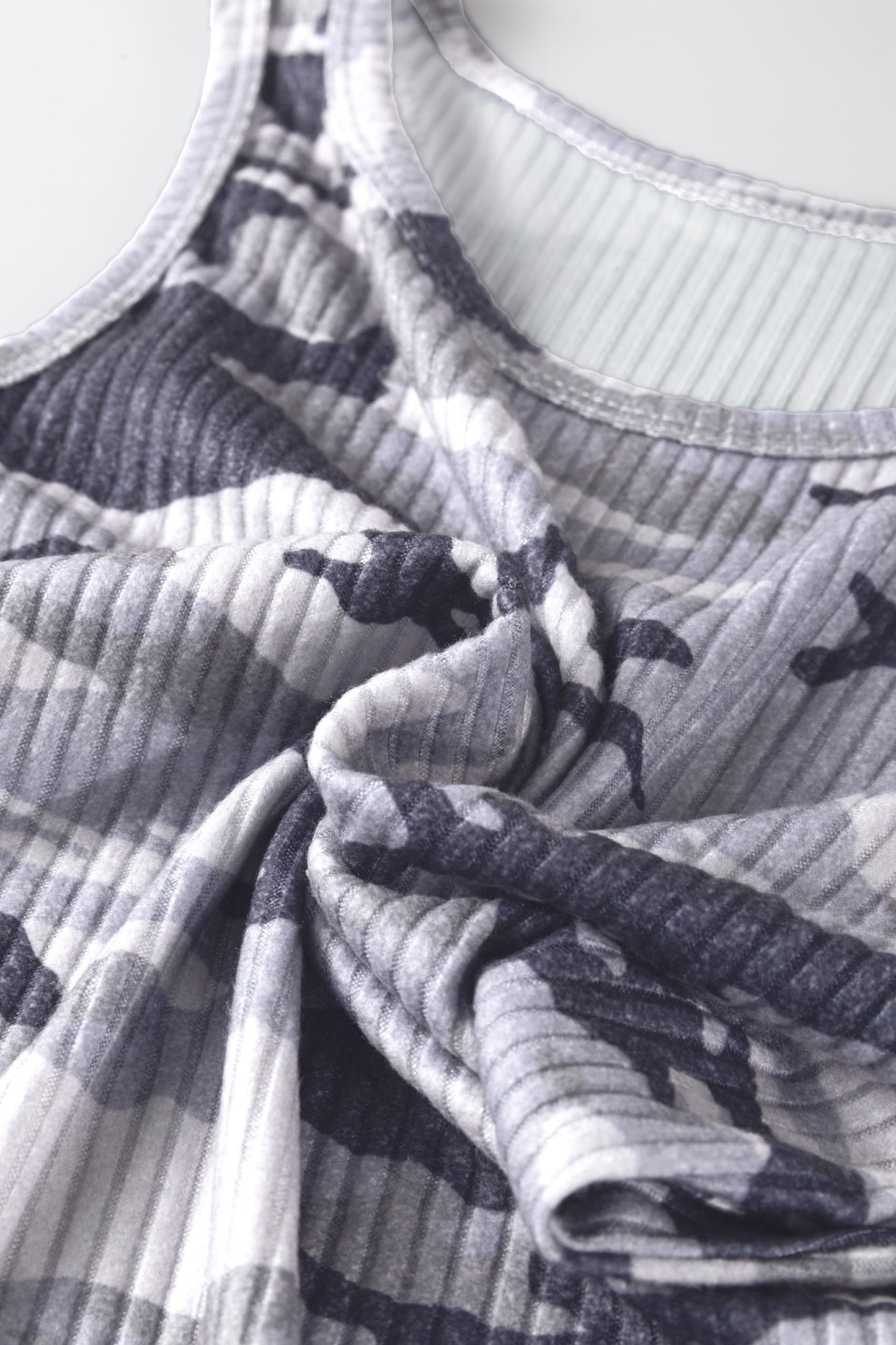 Green Camouflage Print Ribbed Knit Round Neck Tank Top