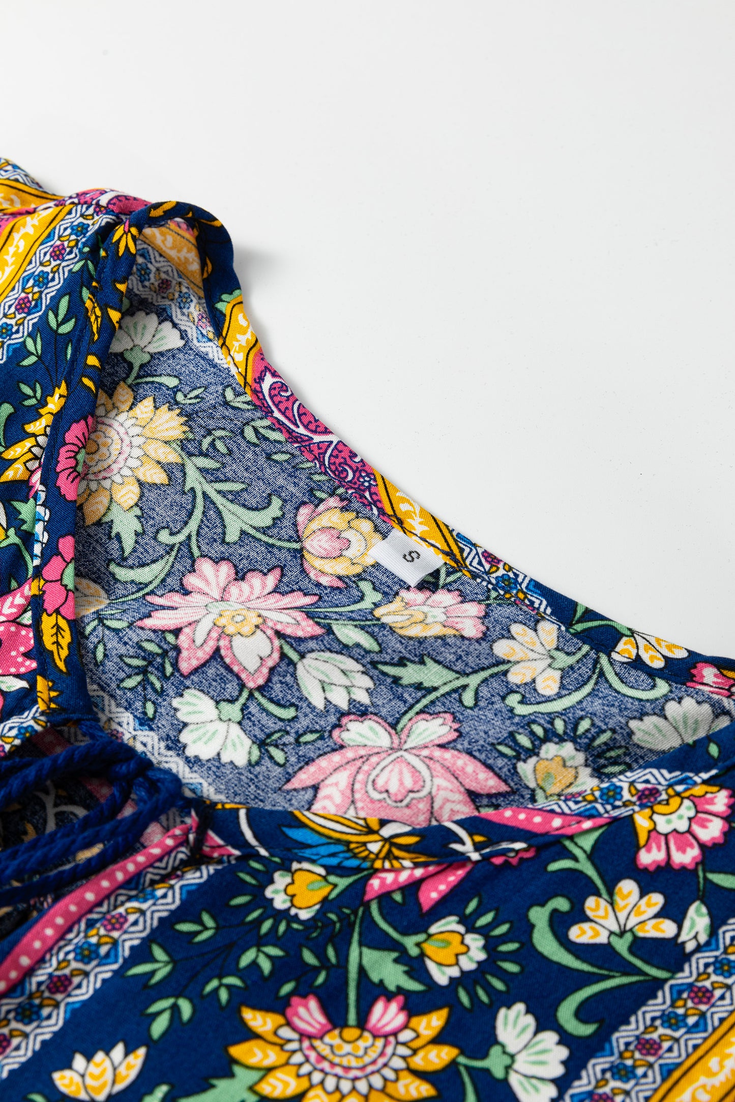 Floral Print Tassel Tie Front Long Sleeve Blouse